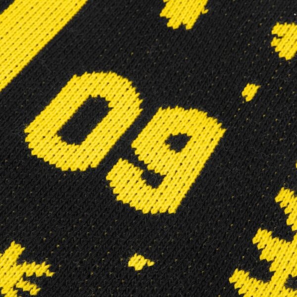 dortmund knitted blanket